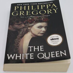 The White Queen by Philippa Gregory - Paperback Historical Fiction Novel